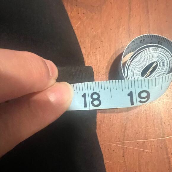 Lane Bryant Active Capri Yoga Pants Black 18/20 Gym Workout Slimming Athleisure - Picture 5 of 8